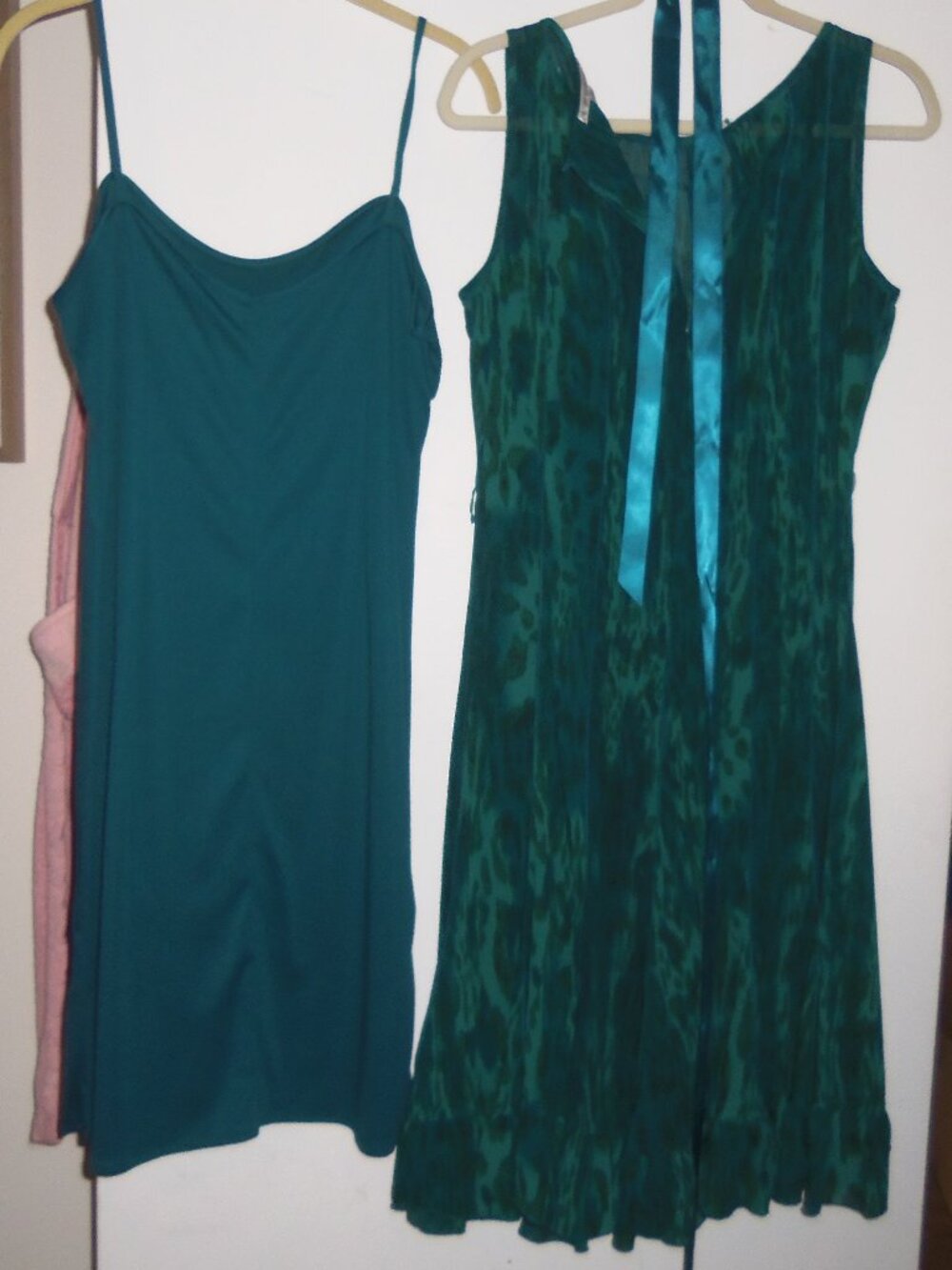 Sleeveless Dress in Green 10